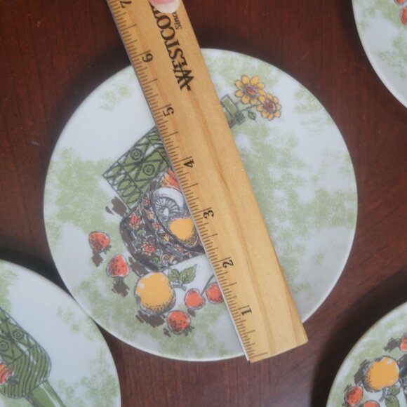 Vintage Texas warehouse Fruit & Wine Decorative Melamine Plates Saucers - Picture 4 of 4